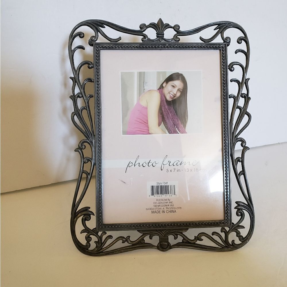 Metal Picture Frame - Picture 2 of 7
